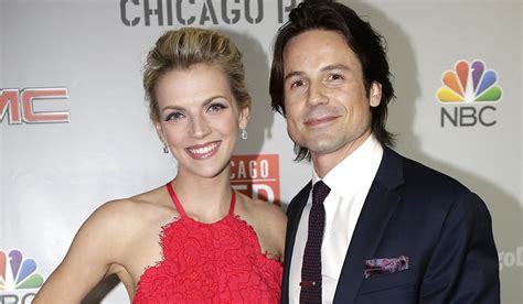 Kara Killmer Husband, Who’s Chicago Fire’s Sylvie Brett Married。